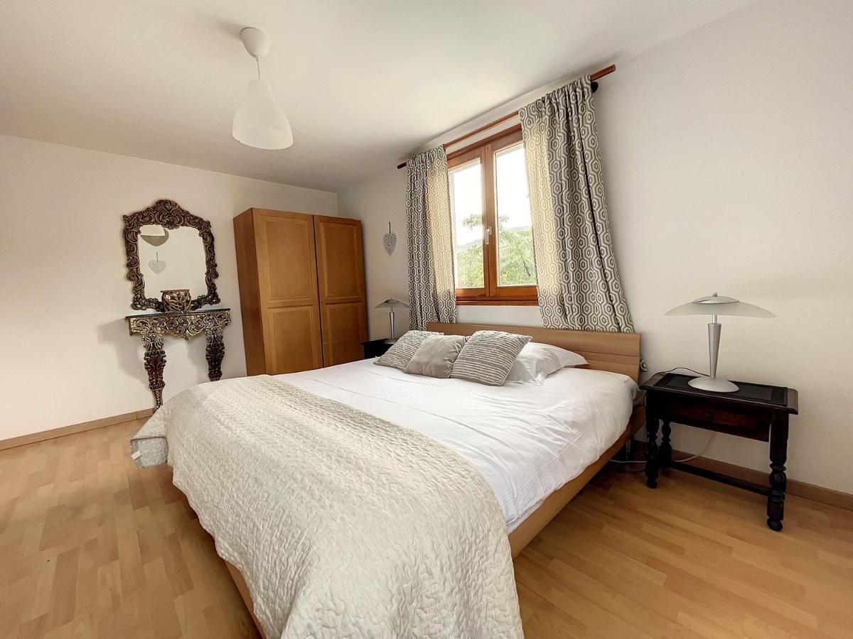 Appartement 2 Chambres Au Coeur Du Vignoble Avec Terrasse リクヴィール エクステリア 写真
